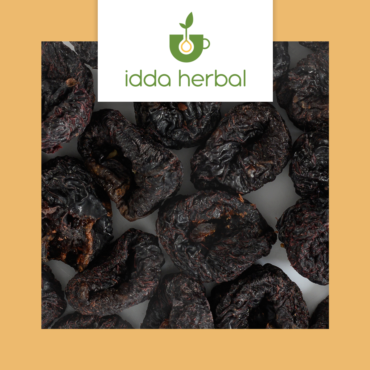 Organic plums, pitted, dried